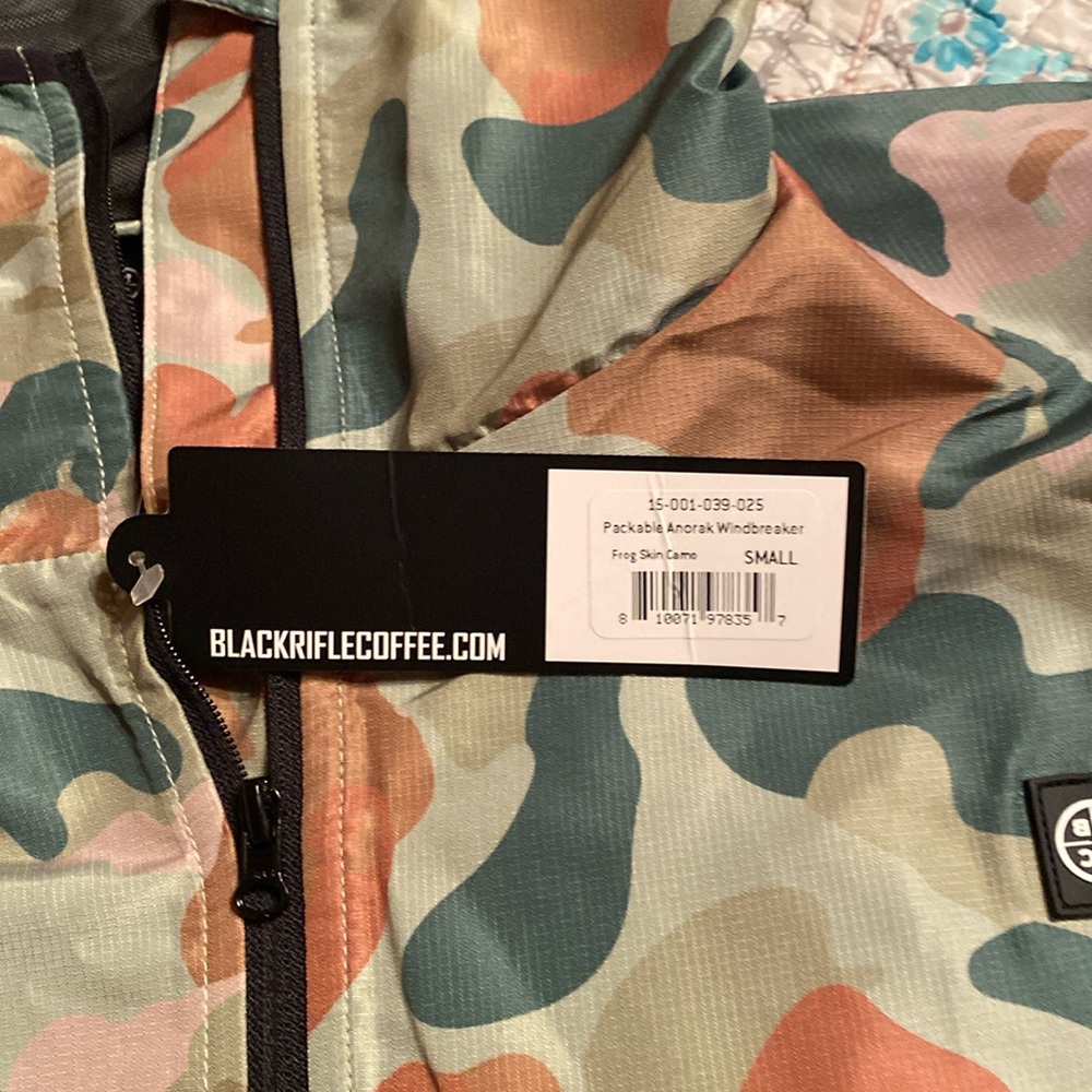 Black Rifle Coffee Company Packable Anorak Windbreaker Frog Skin‎ Camo Small NWT